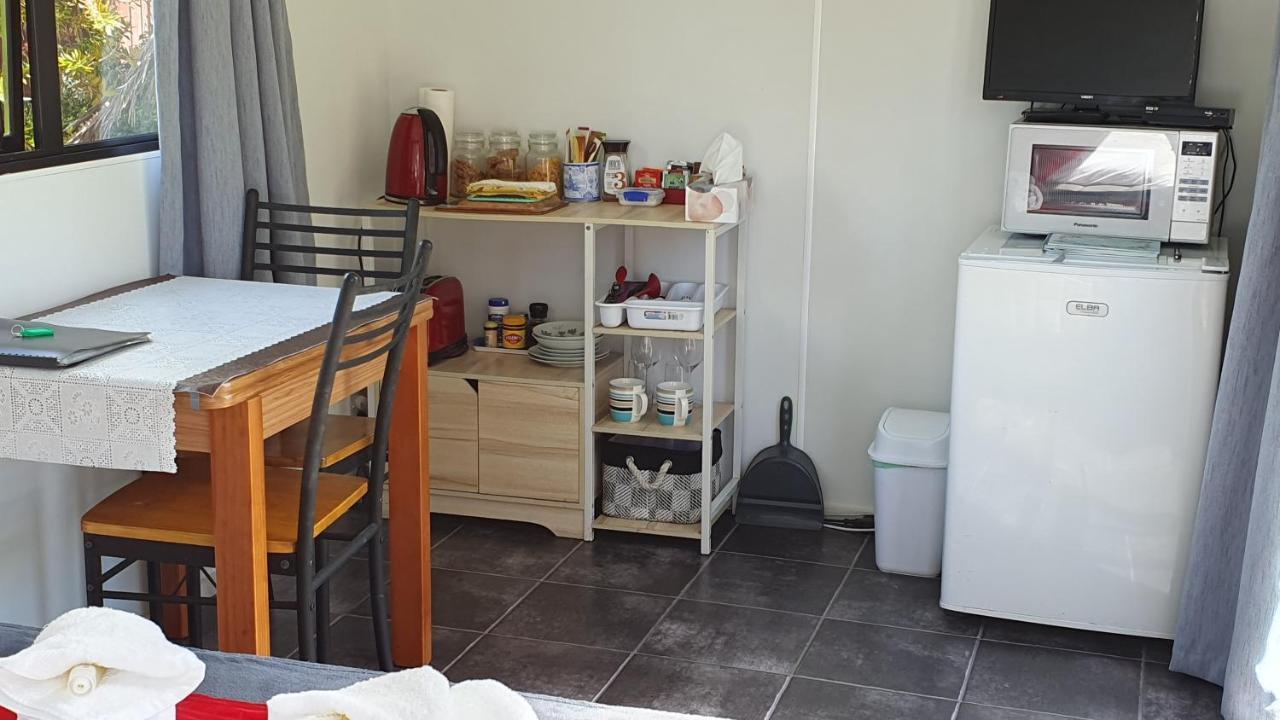 Kuratau Lakeview Studio Cabin 아파트 외부 사진